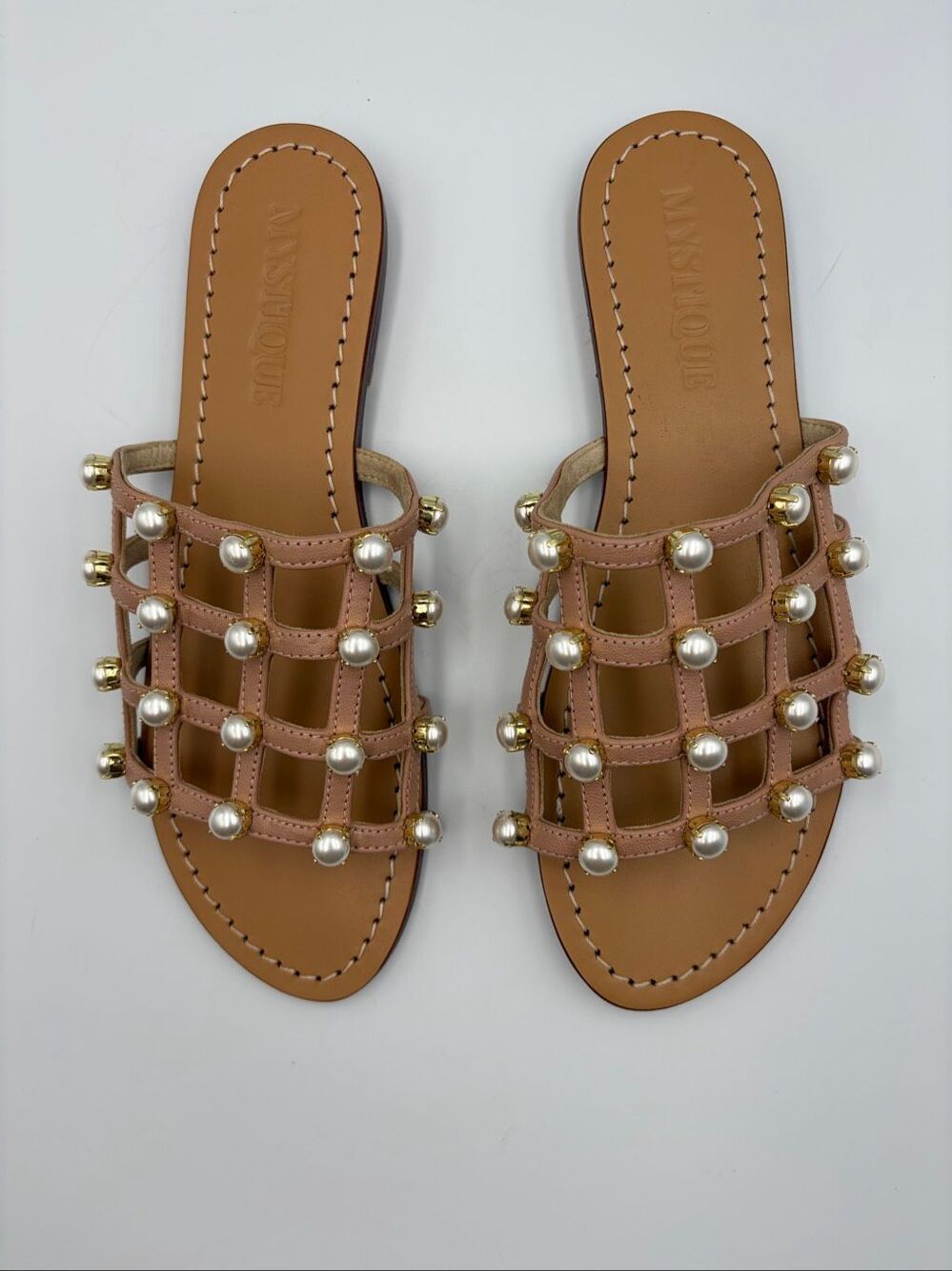 Mystique Size 9 Champagne Leather Pearl Embellished Slide Sandals - Picture 3 of 12